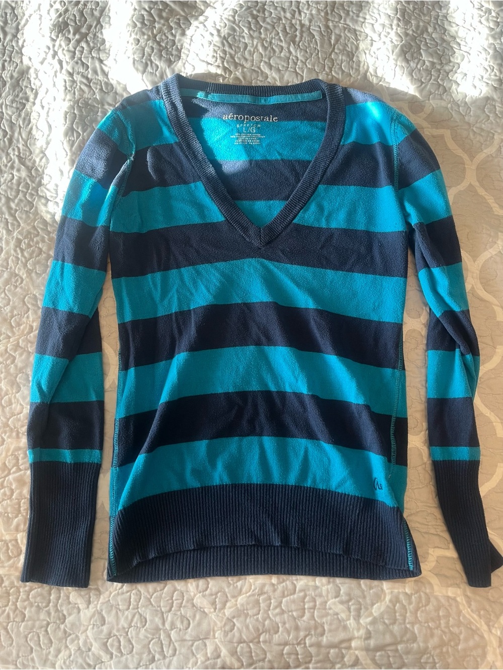 Vintage Aeropostale Women's Bright Teal and Navy Striped V-Neck Sweater